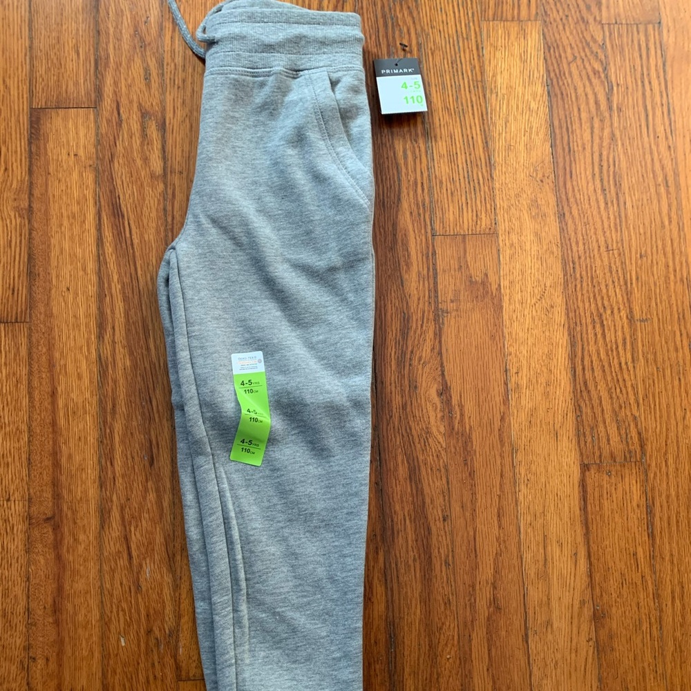 Kids grey sweats